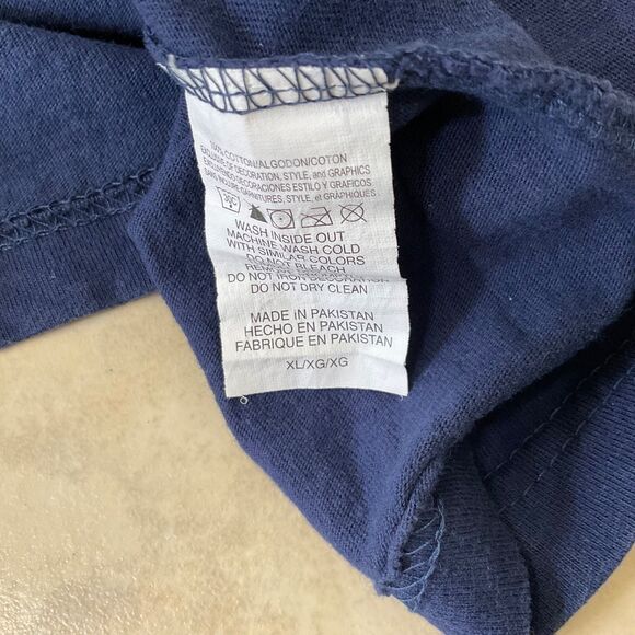 St. Louis Rams Vintage NFL Team Apparel Navy Blue T-Shirt Size XL - Picture 6 of 7